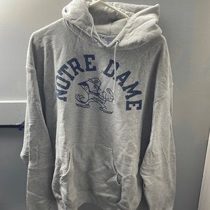 Norte Dame XL sweatshirt